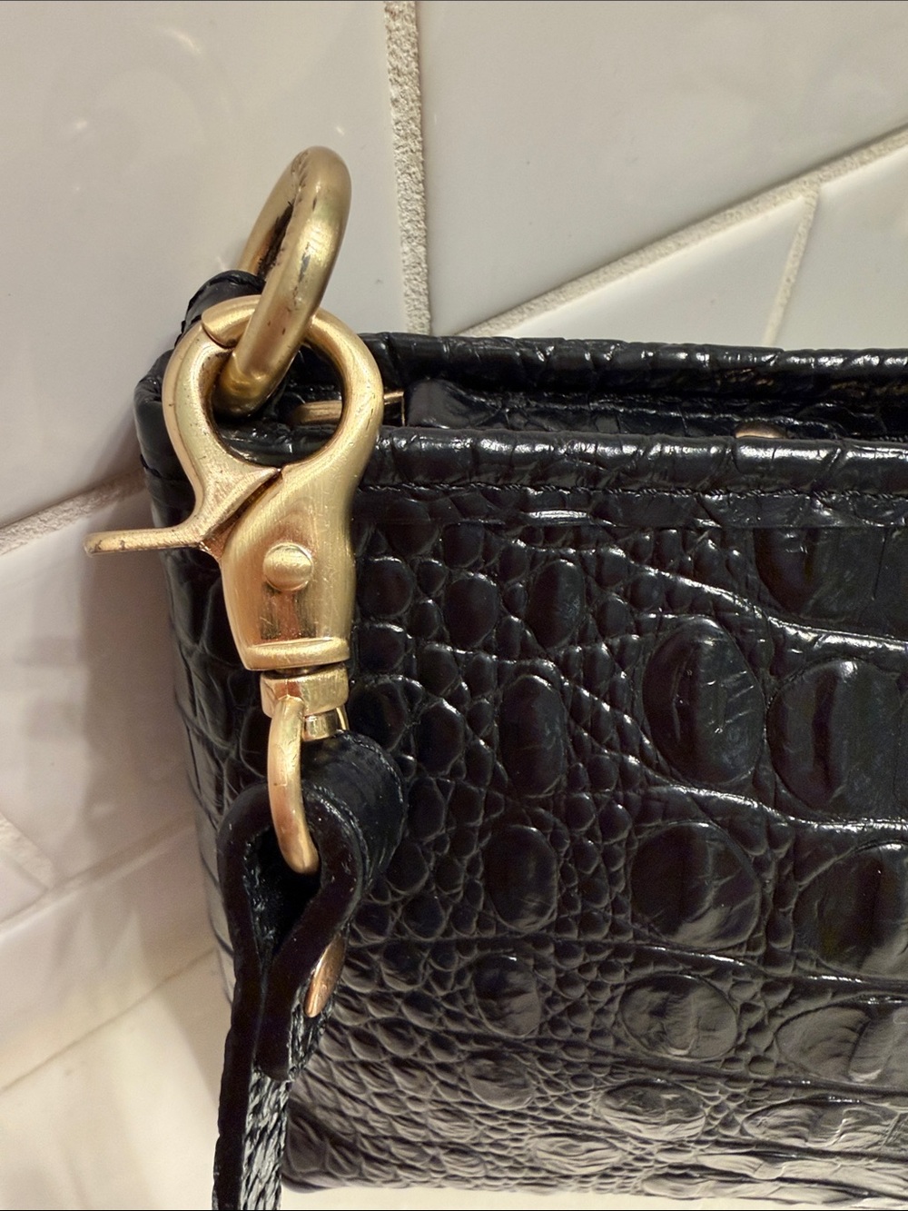 Brahmin Black Croc-Embossed small shoulder bag with Gold Hardware - Picture 3 of 7